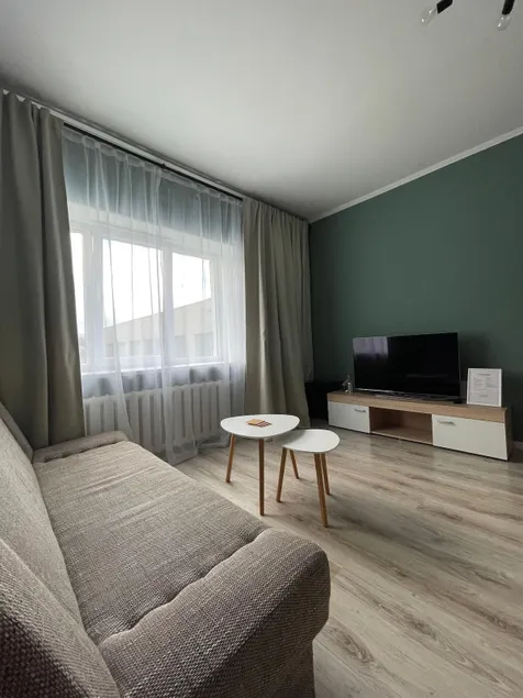 Green corner - Image 1