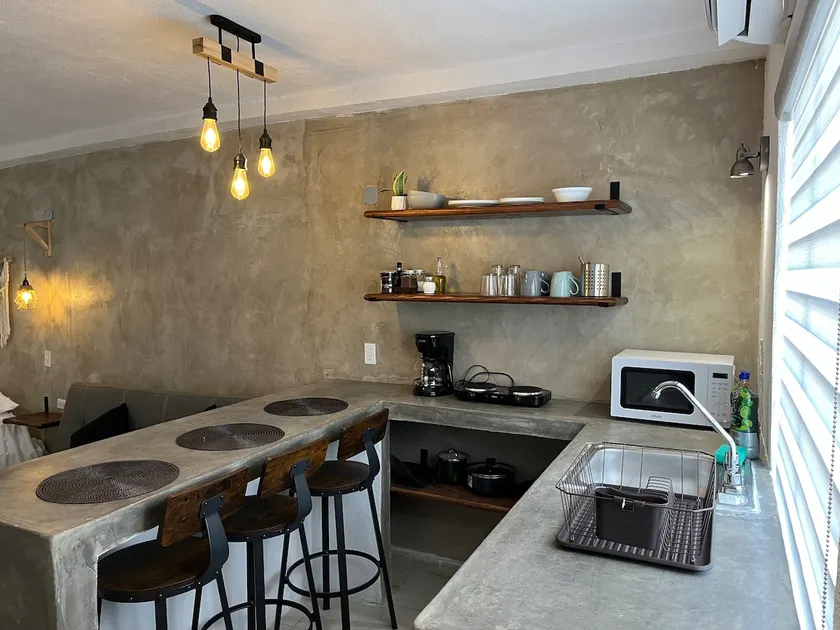 Centrally located, urban and stylish. - Image 1
