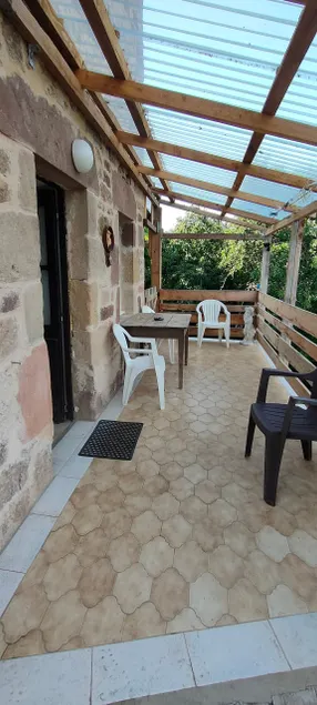 Small country house. - Image 1