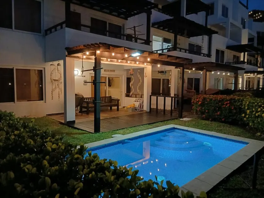 Ariana Beach House, The Pier, Monterrico - Image 1