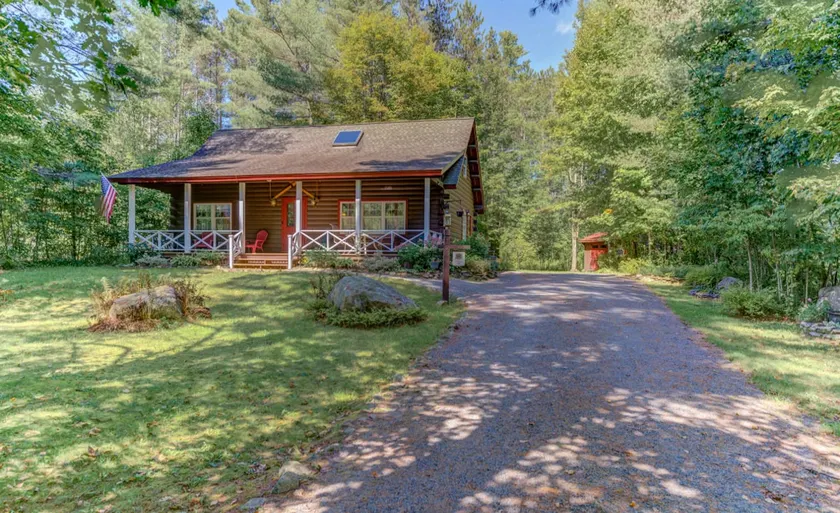 White Pines Cabin (ADKs) - Image 1