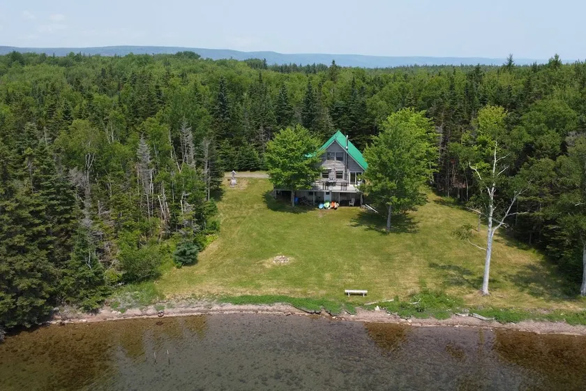 Cedar Escape on the Bras D’or - Image 1