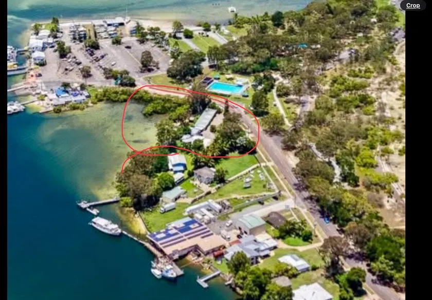 Absolute beach front - Image 1