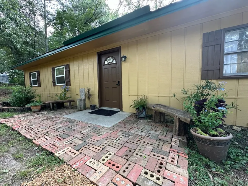 The Country Cottage - Image 1