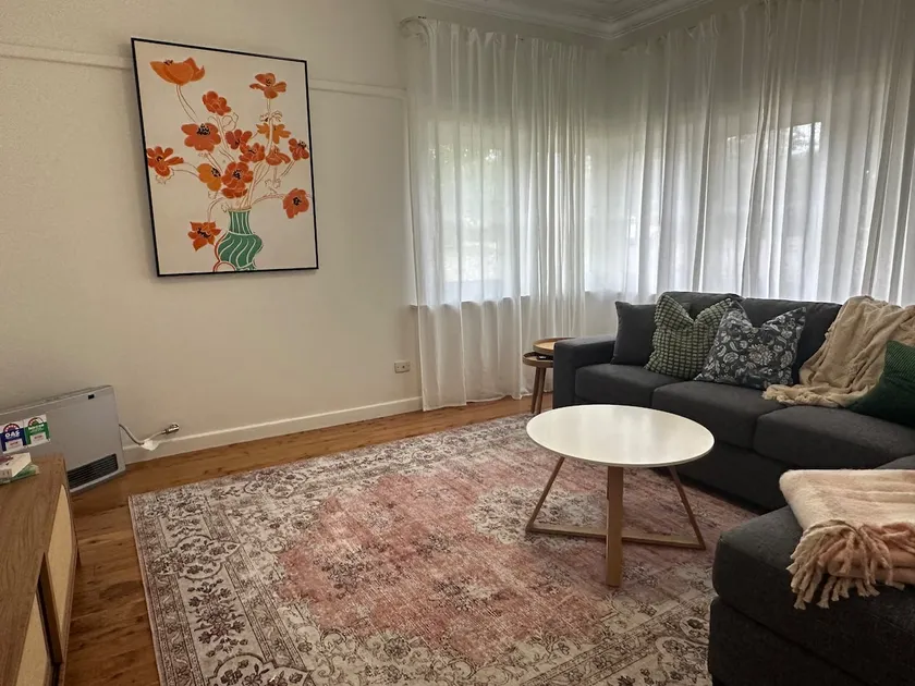Centrally Located Home Away From Home - Image 1