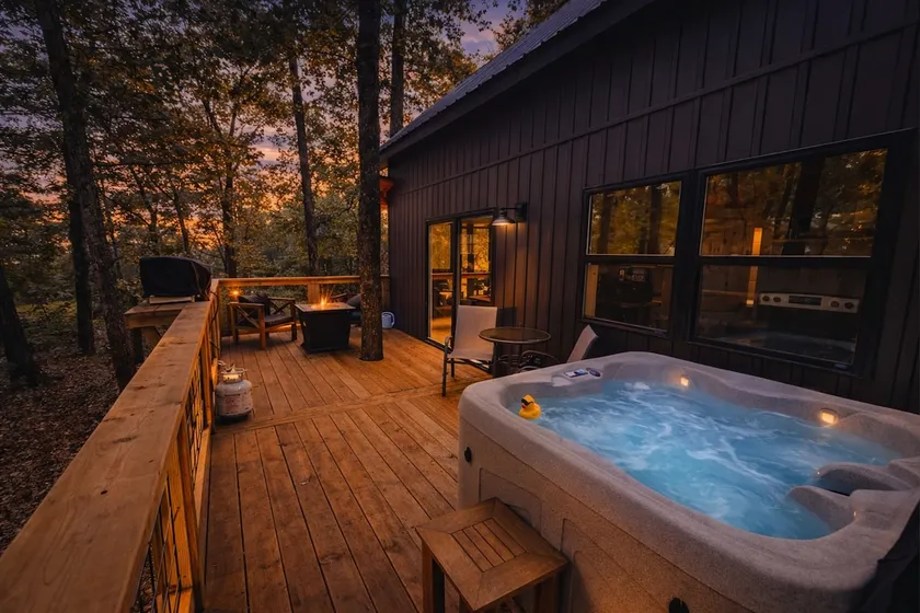 NEW! ”The Nook” Tiny Cabin! with Private Hot Tub! - Image 1