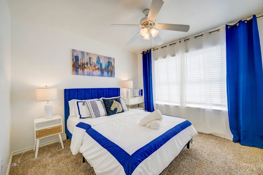 50% off Monthly Special/4 Rooms 3 FullBath - Image 1