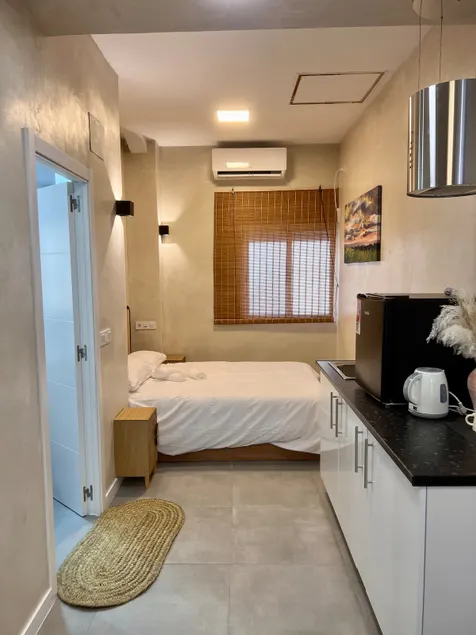 Song's apartment, Suite n25 b - Image 1