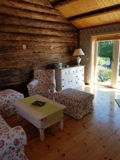The Mädchenhaus, beautiful log cabin by the lake - Image 1