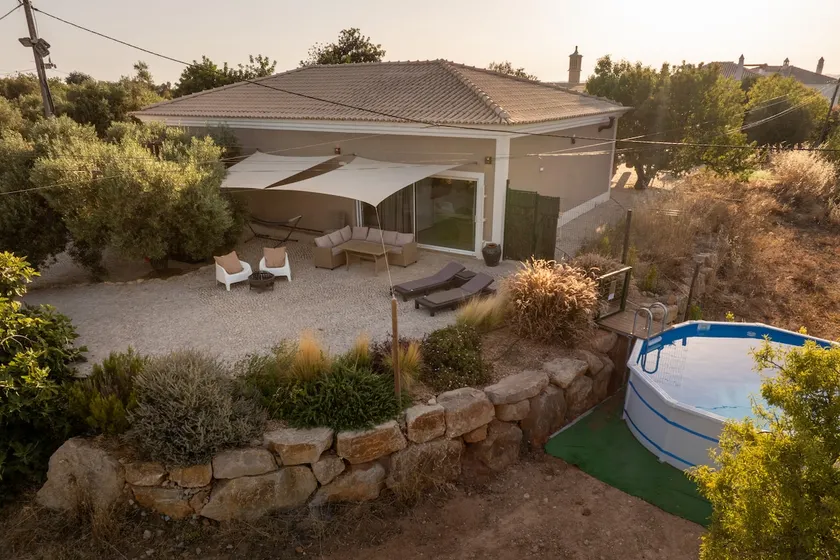 Country Retreat & Private Pool by Quinta da Alfarrobeira - Image 1