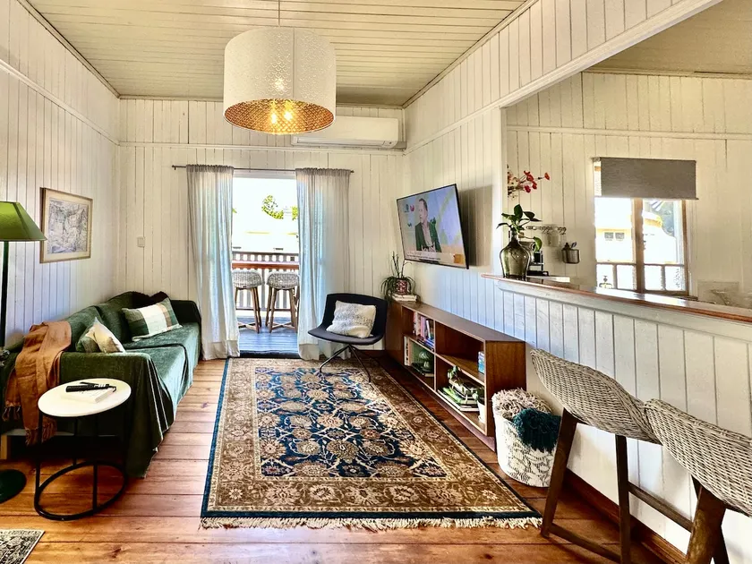 Cozy Cottage near Queens Park, St Vinnies & TGS - Image 1