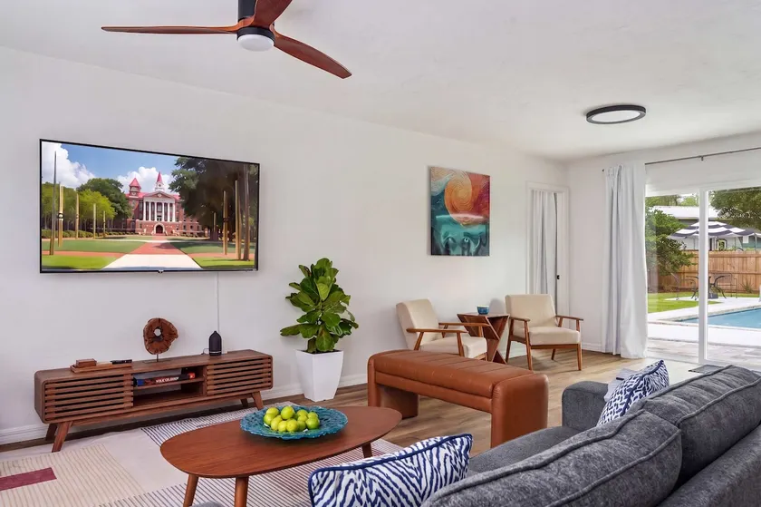 The Monterey - Private Pool , Grill , 4 King Beds - Image 1
