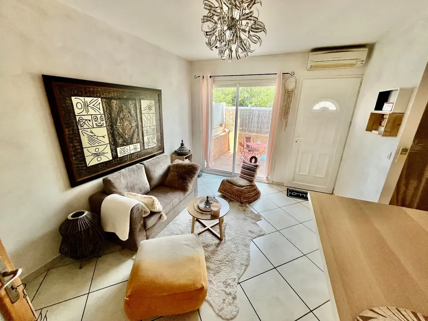 2-room apartment at the foot of Pic St Loup - Image 1
