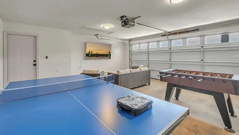 Game Room | Near Downtown | Silos and More - Image 1