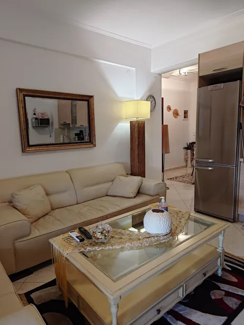 Katerini Downtown Apartment & parking - Image 1