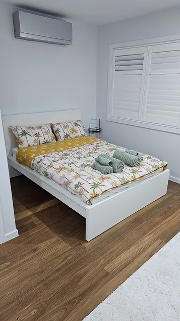 Tulip Modern Studio: Minutes from CBD & Airport - Image 1