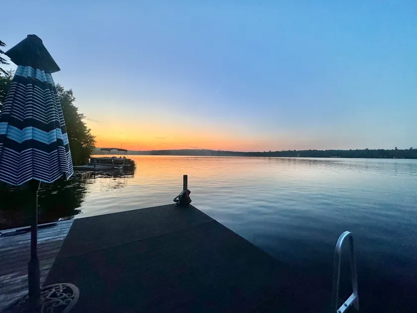 Family Waterfront Home for Every Season - Image 1