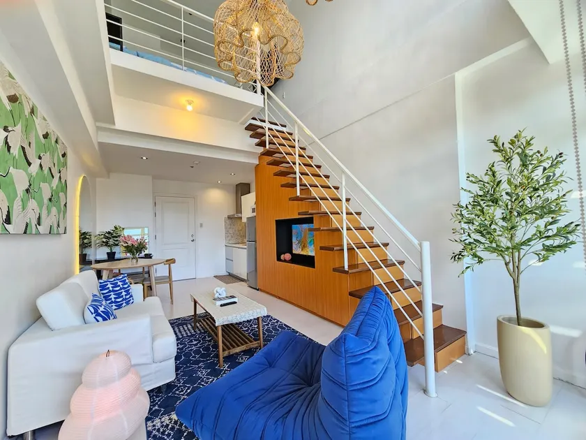 Stylish Scandi LOFT: Sunset Views + Infinity Pool - Image 1