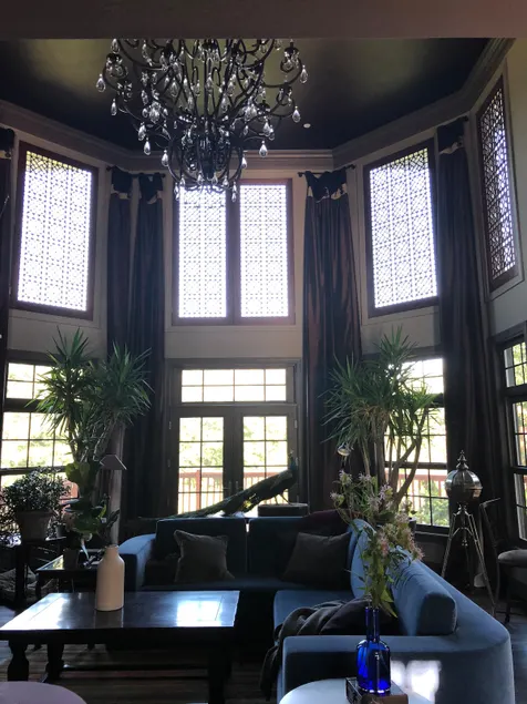 Peacocks and Luxury on 100+ acres, Hot Tub, Sauna - Image 1
