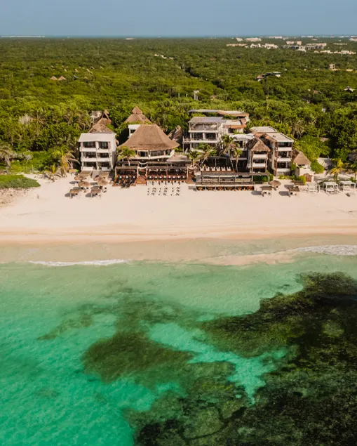 Beach Home / On grounds of great hotel - Image 1