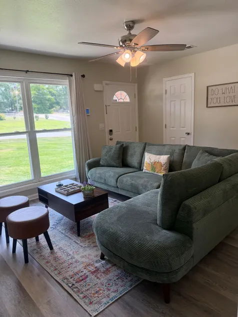 Cozy 5 Beds, 2 bath - 15 minutes to Ft. Benning - Image 1