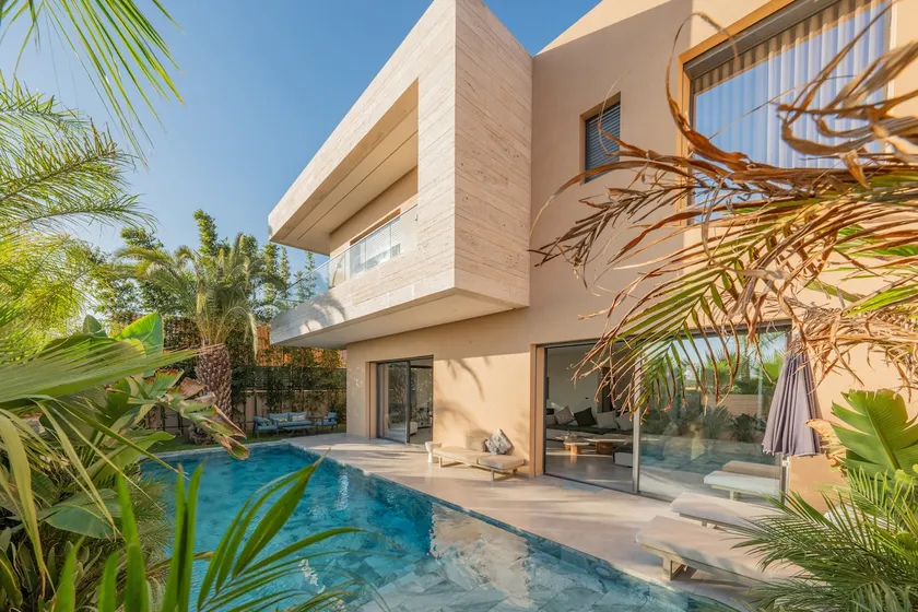 Villa Capella heated pool and cooker - Image 1