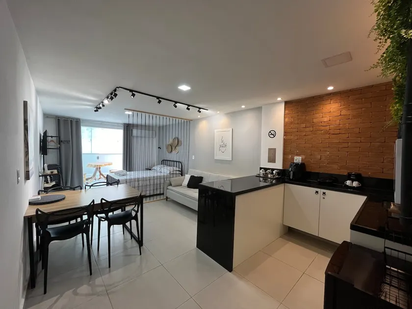 Apartment at the entrance to Itacoatiara - Image 1
