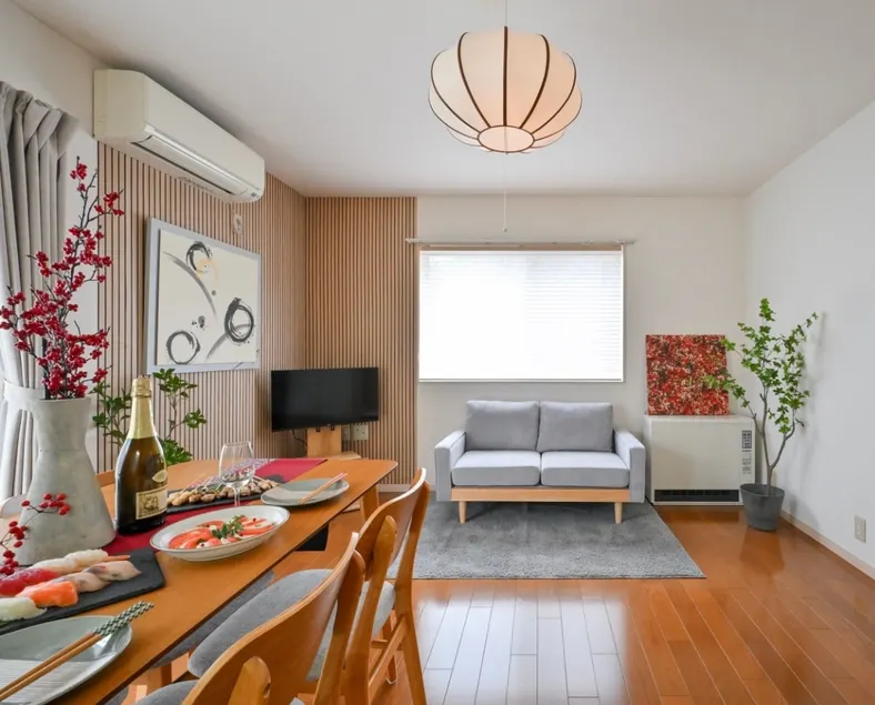 [Autumn sale] Rent the whole house for a long-term stay, very popular!/Up to 6 people/Family trips and groups/2BRM/Free parking for 2 cars - Image 1