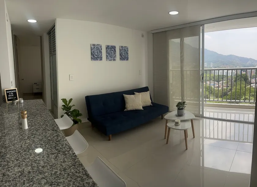 Beautiful apartment on the Golden Mile - Image 1