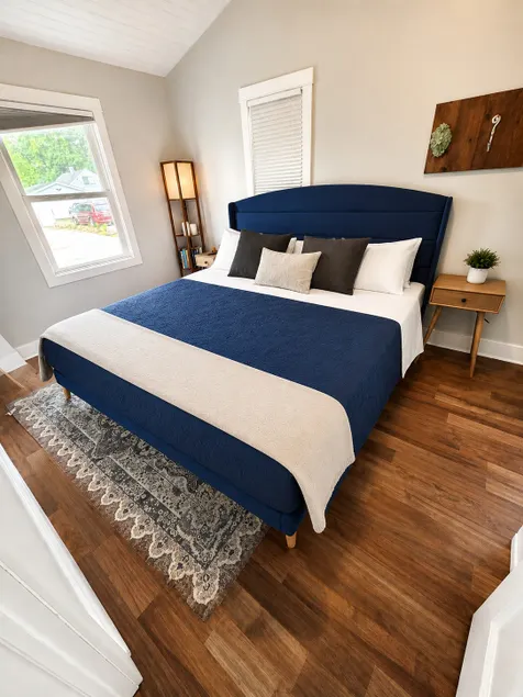 The Cozy Cottage - 1 bedroom close to highway - Image 1