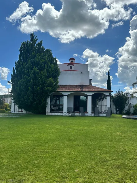 Casona - Image 1