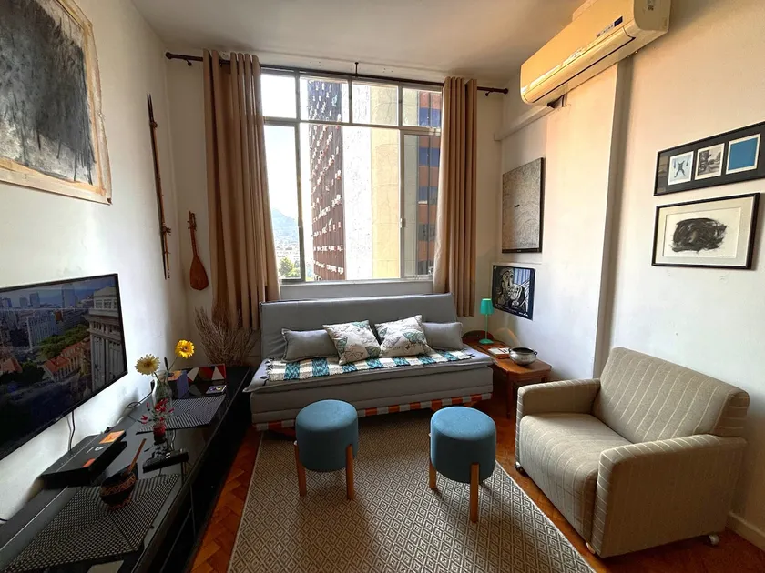 Charming Retro Apartment in Flamengo - 6 min to the Subway and Beach - Image 1