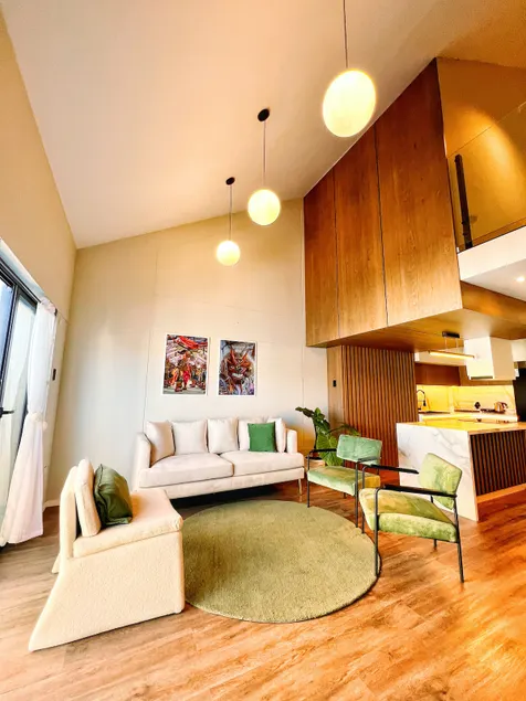 Penthouse with a view and private terrace close to everything - Image 1