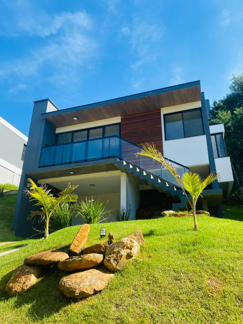 Comfort and Nature in Garopaba, 3 min from the Beach - Image 1