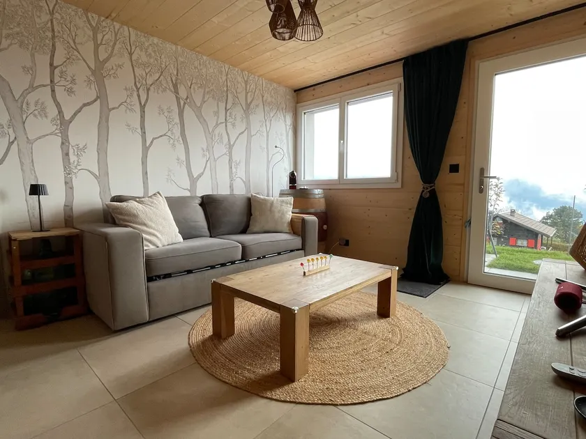 Apartment with independent bedroom and terrace - Image 1