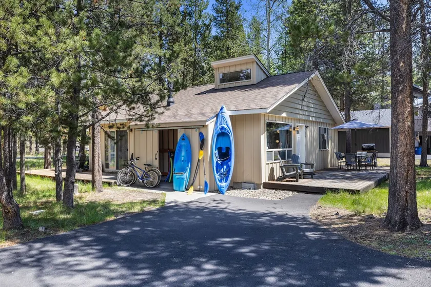 Sunriver Cabin with River Access - Image 1