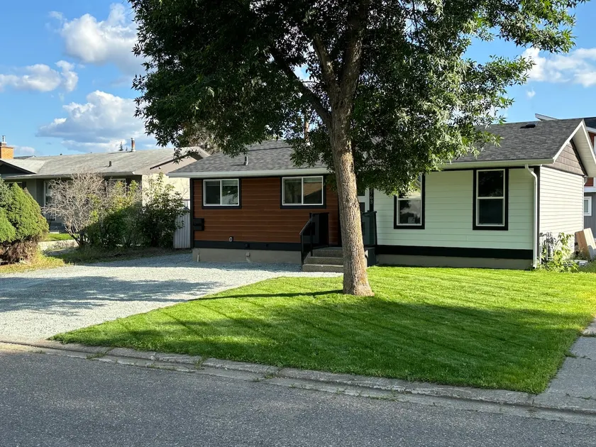 Prime location, mins to hospital and Uni & College - Image 1