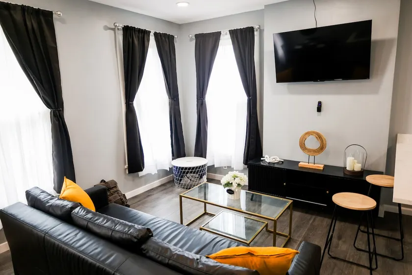 Black Beers - 2 Bedroom Apartment - Image 1