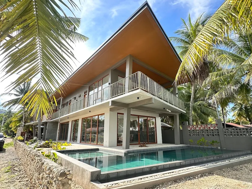 Private Beach House in Samboan - Image 1
