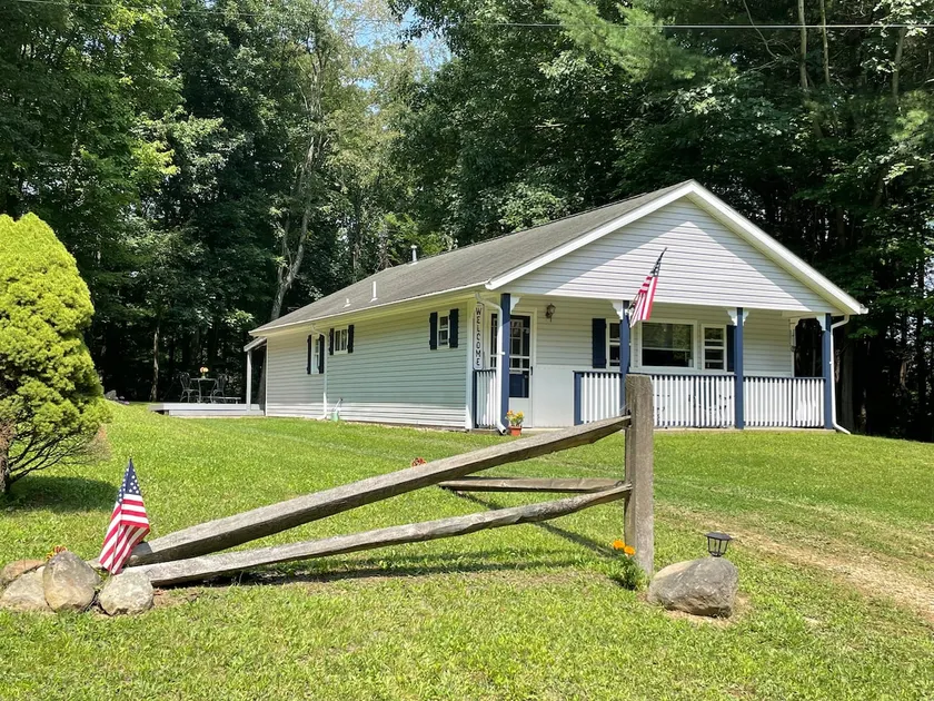 Bend in the road cottage - Image 1