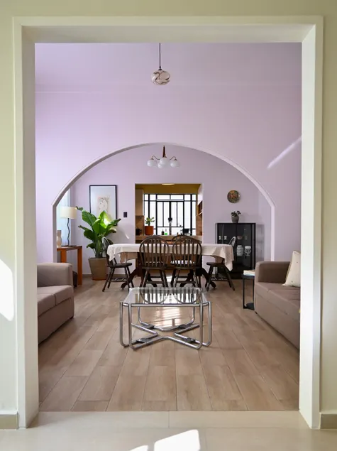 Spacious Renovated Apartment in the Historic Center - Image 1