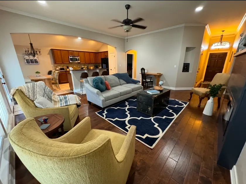 Cypress Moss Retreat in Legacy 4BR 2BA - Image 1