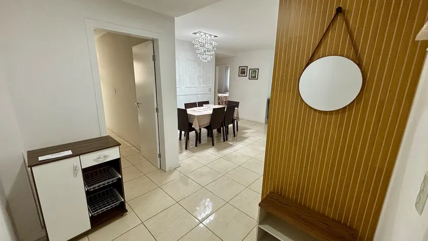 2-bedroom apartment in Camboriú, 12 minutes from the beach - Image 1