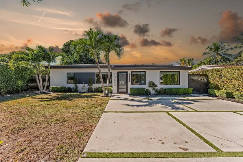 Azure Costal Home in North Miami Beach - Image 1
