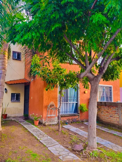 Los Agaves Accommodation - Image 1