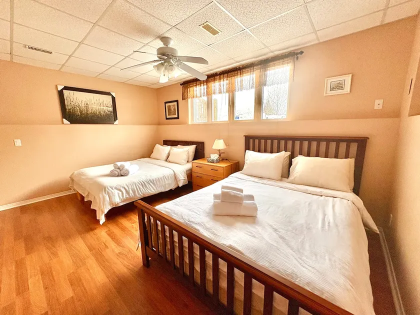 Bright Private Spacious Unit with FREE Parking - Image 1