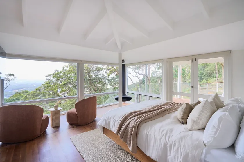 Oceanview Lux Apt - In Town w Outdoor Bath - Image 1