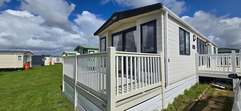 J&P Getaways - Image 1