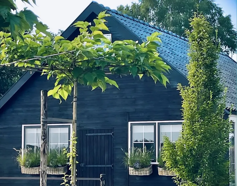 Holiday home - Image 1