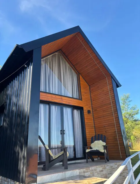 Cabin 93 - Image 1